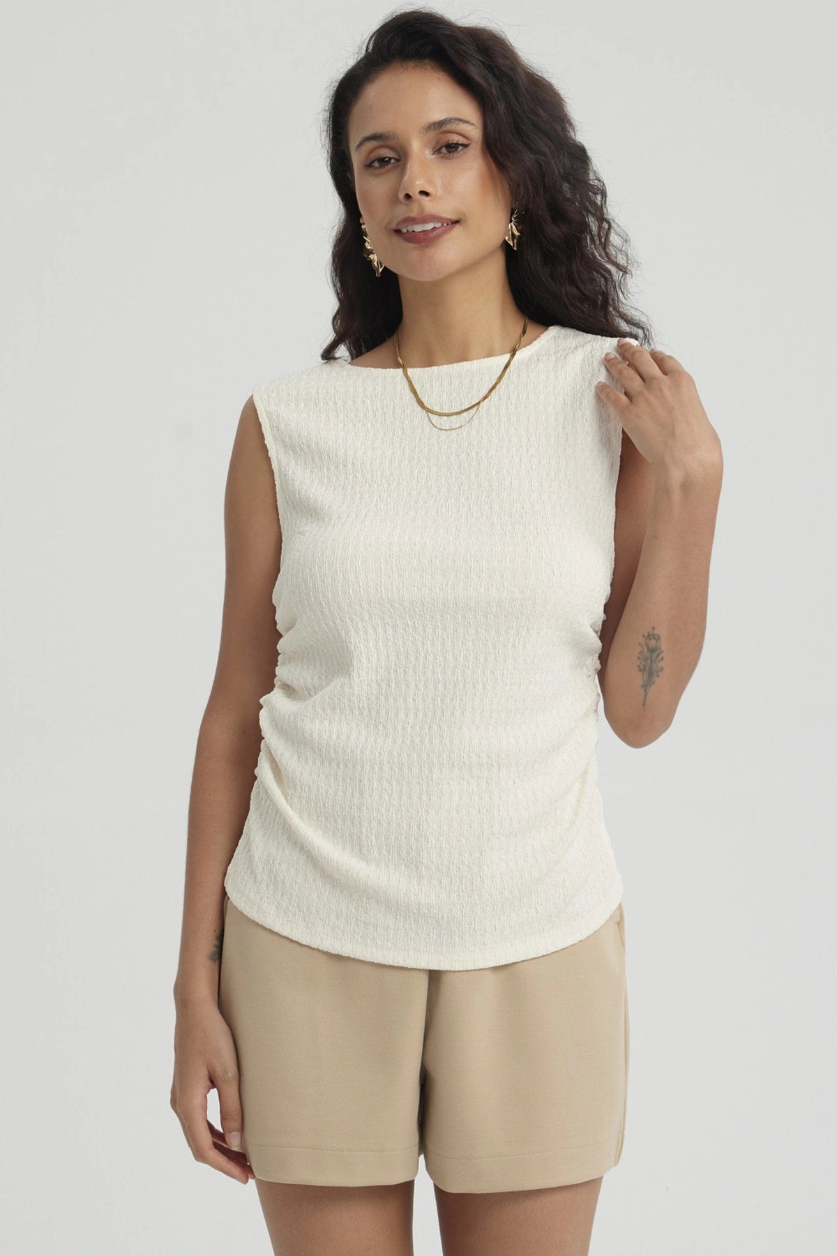 Polera Mujer Recogido Abertura Crema