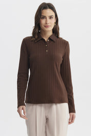 Polera Mujer Cuello Camisero Café