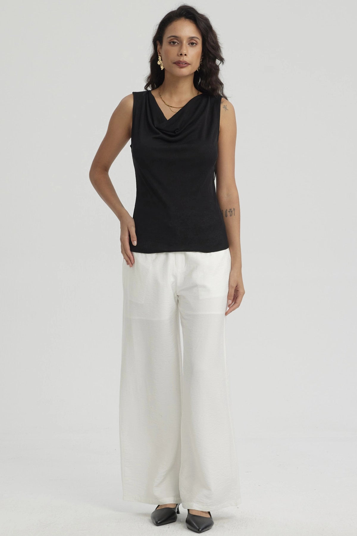 Polera Mujer Cuello Drapeado Negro