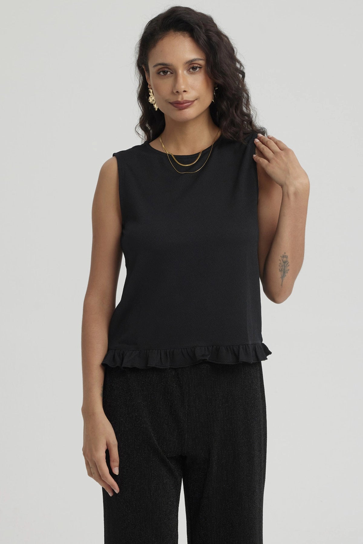 Polera Mujer Basta Con Vuelos Negro