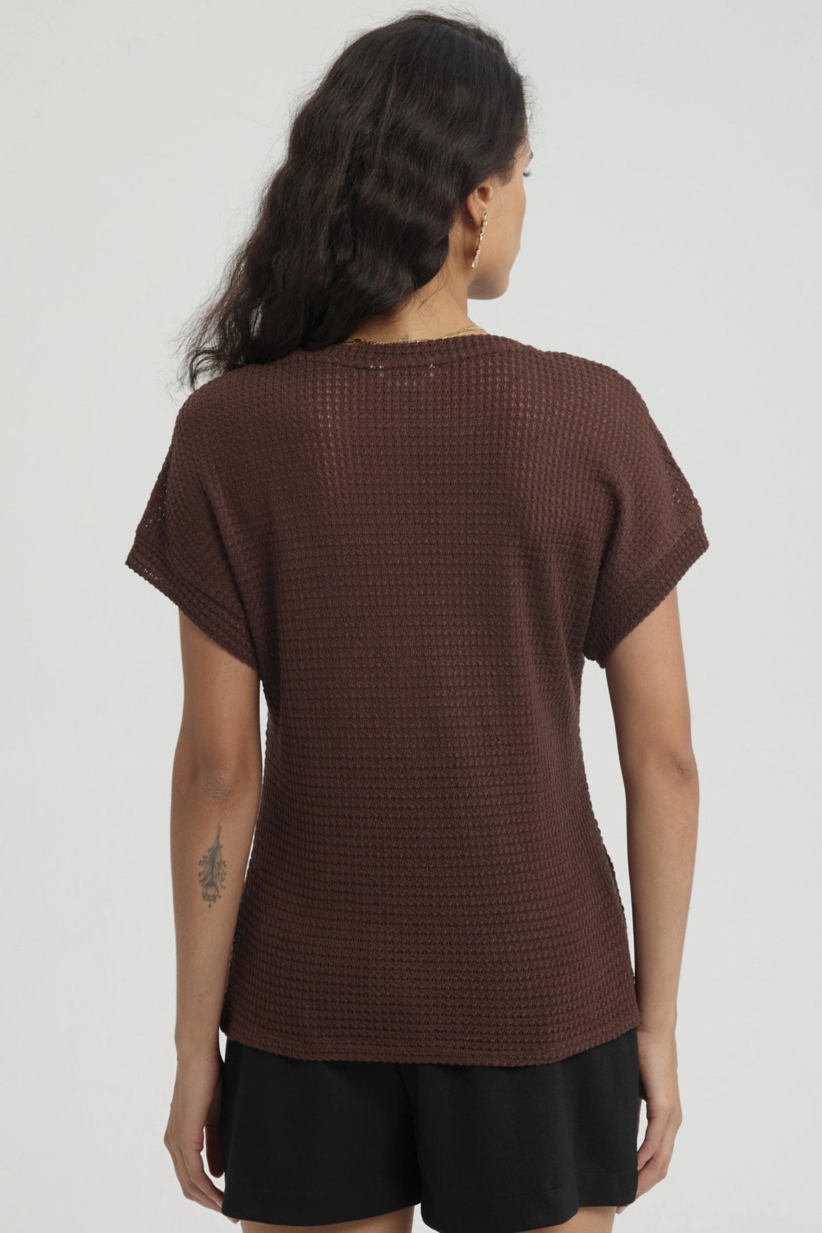Polera Mujer Textura Café Oscuro