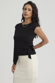 Polera Mujer Con Bote Escote Cruz Negro