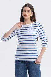 Polera mujer azul con rayas horizontales blancas manga tres cuartos ajustada sin estampa lisa casual