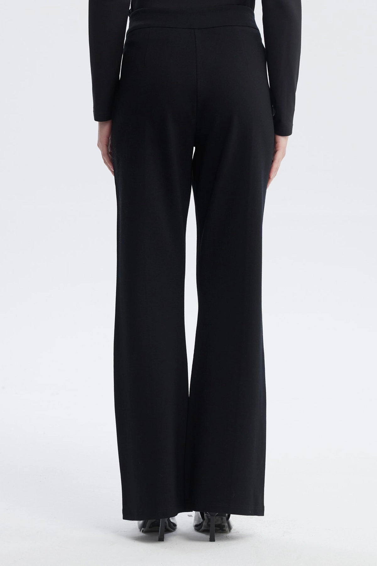 Pantalón Mujer Leve Flare Negro