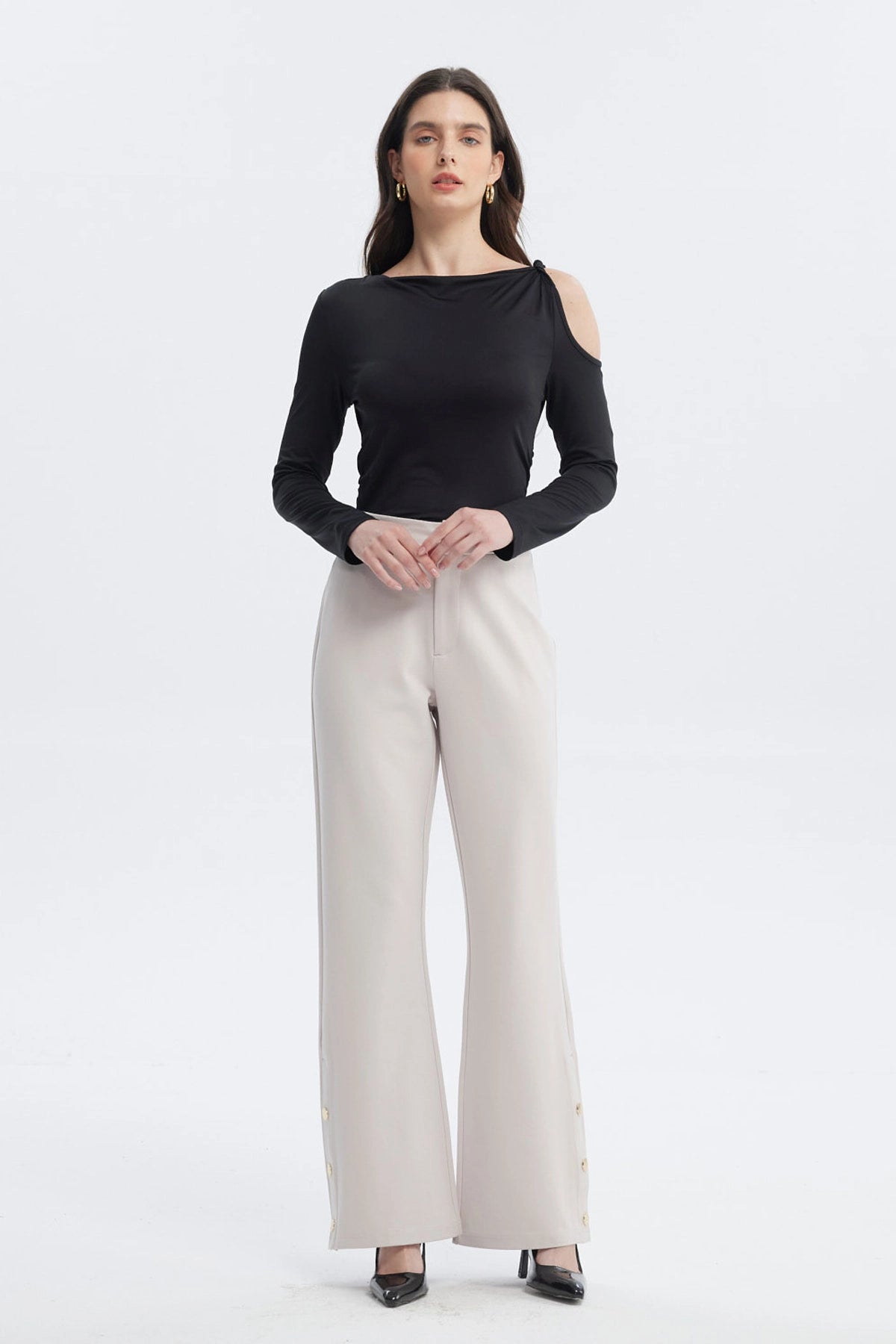 Pantalón Mujer Leve Flare Beige