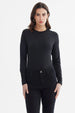 Polera mujer negra de manga larga diseño liso ideal para un look casual o formal sin estampas visibles