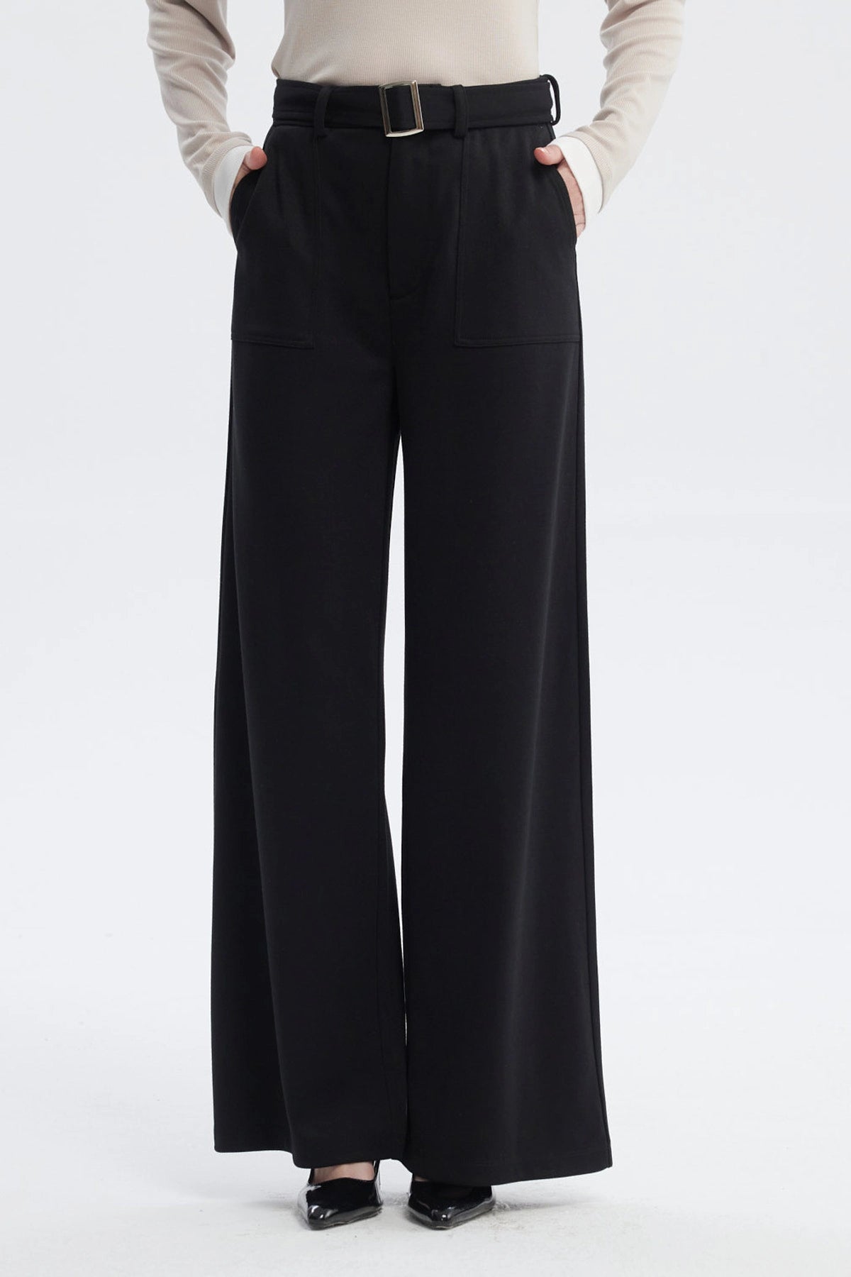 Pantalón Mujer Calce Recto Negro