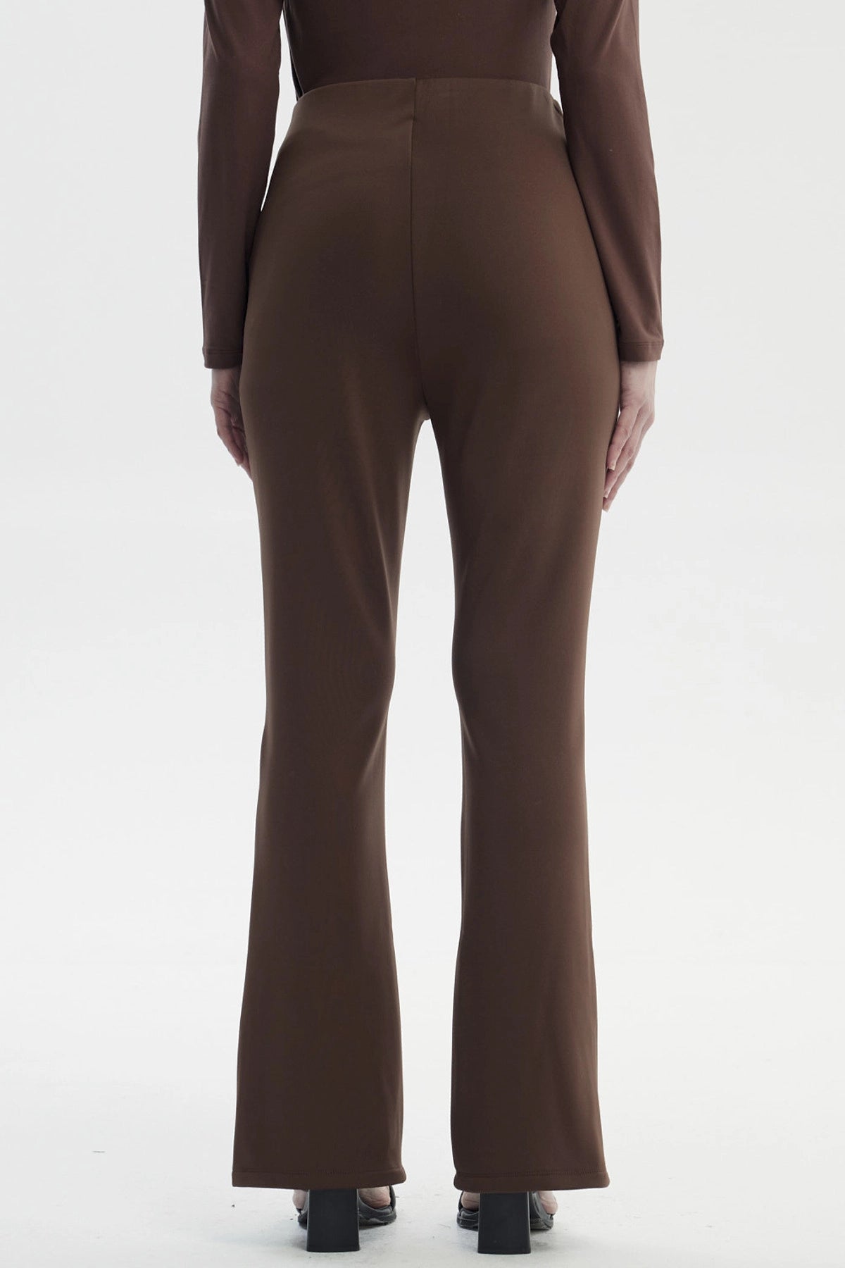 Calza Mujer Slim Café