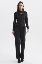 Polera Mujer Slim Cuello Apoyado Negro