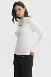Polera Mujer Slim Cuello Apoyado Crudo