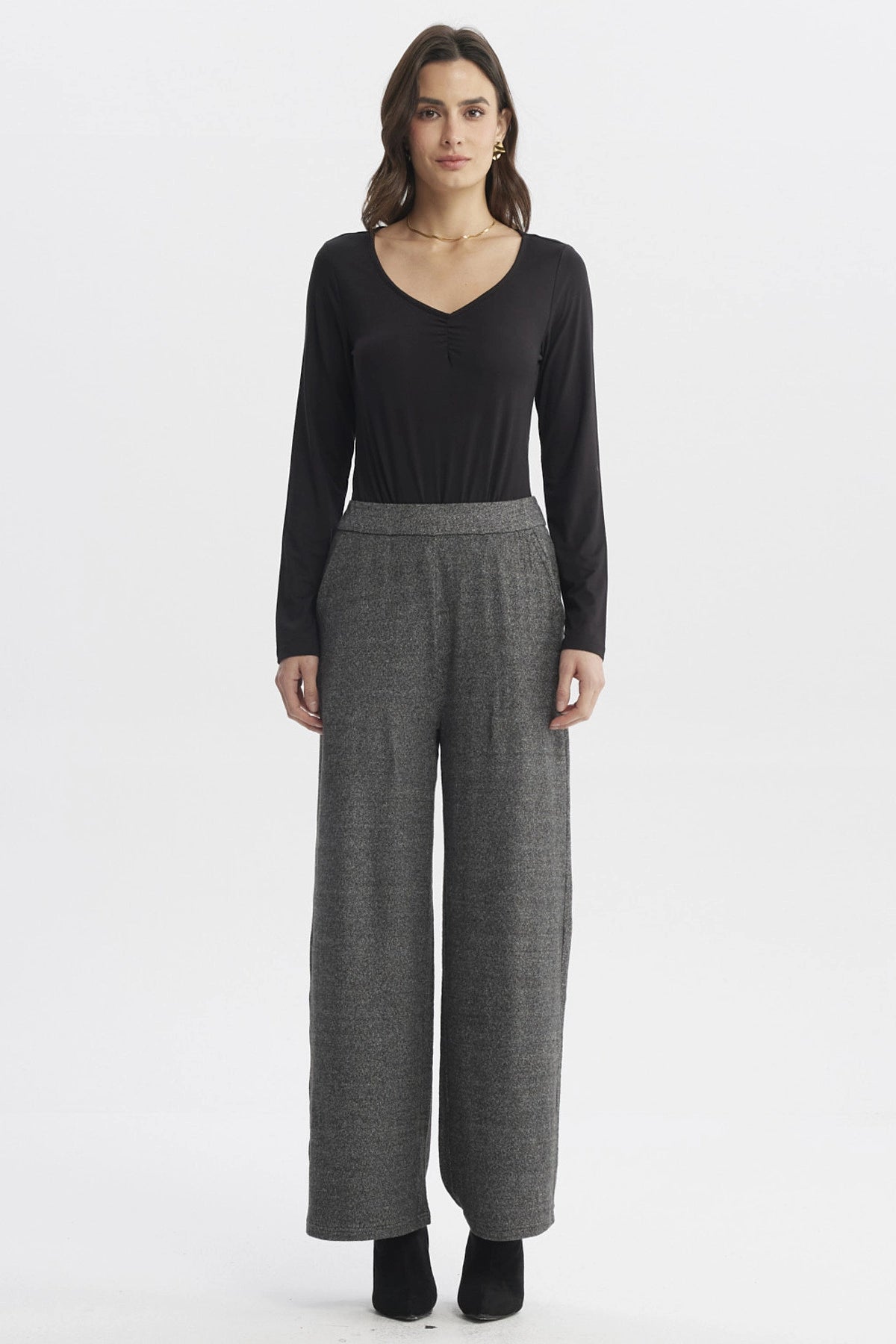 Polera Mujer Ajustado Cuello V Negro