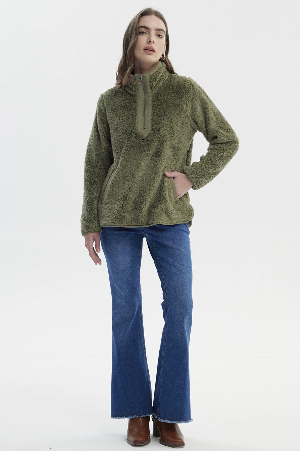Polar Mujer Cuello Alto Con Medio Cierre Verde Olivo