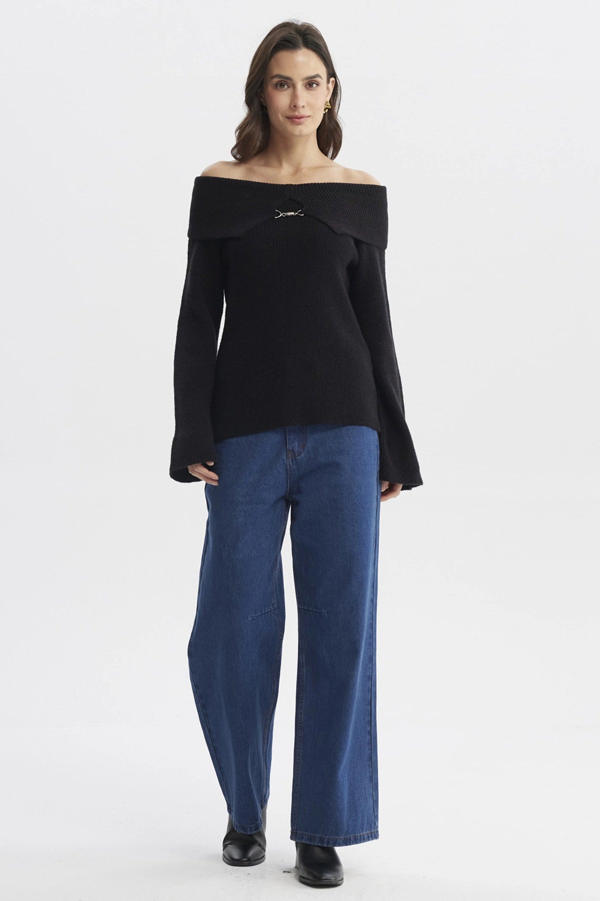 Sweater Mujer Ajustado Hombro Descubierto Negro
