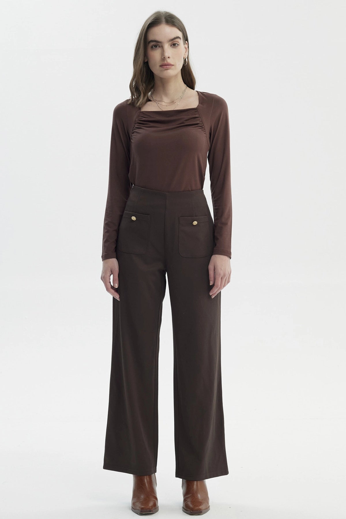 Pantalón Mujer Calce Recto Chocolate