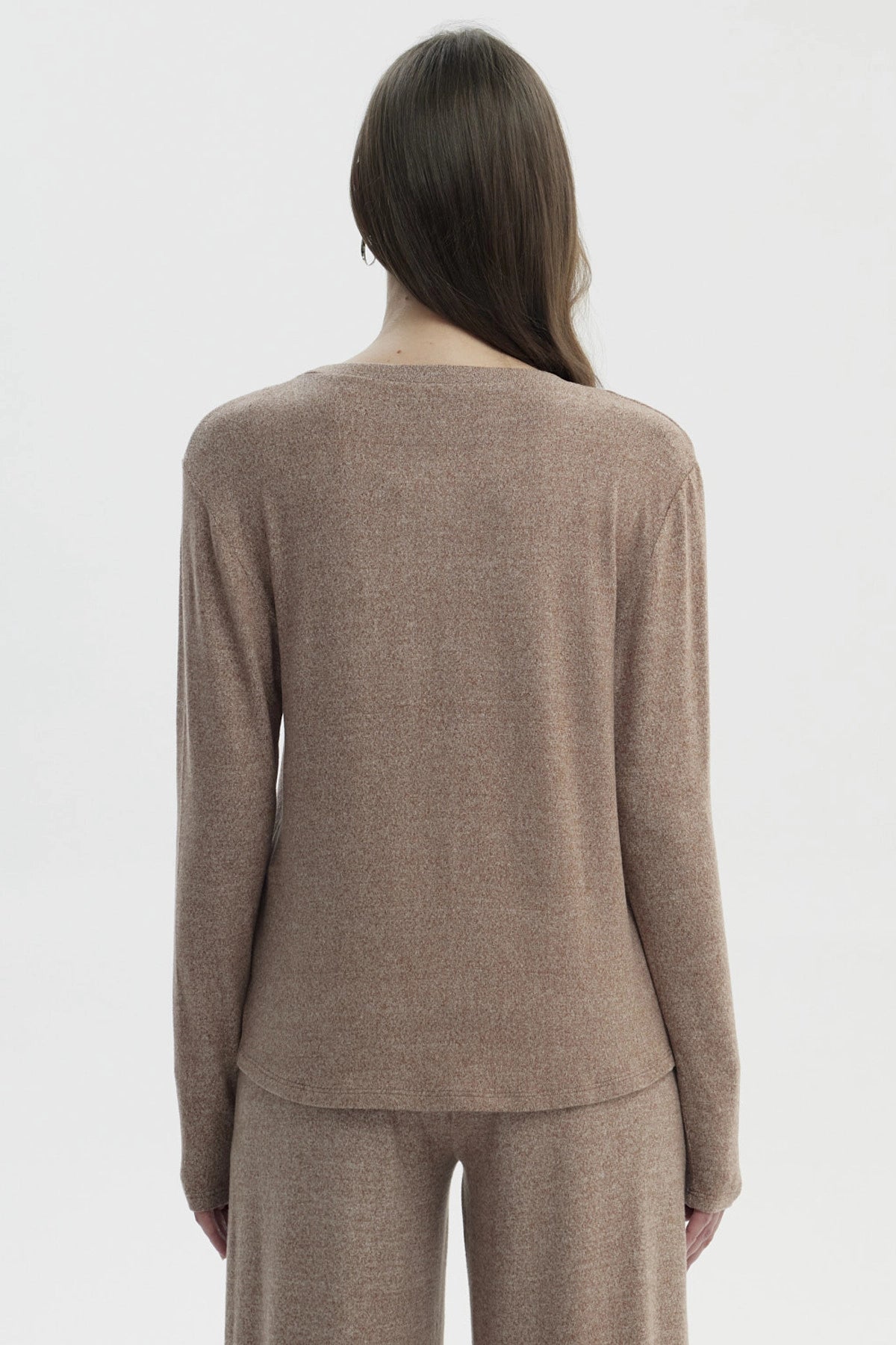 Sweater Mujer Slim Cuello Redondo Café