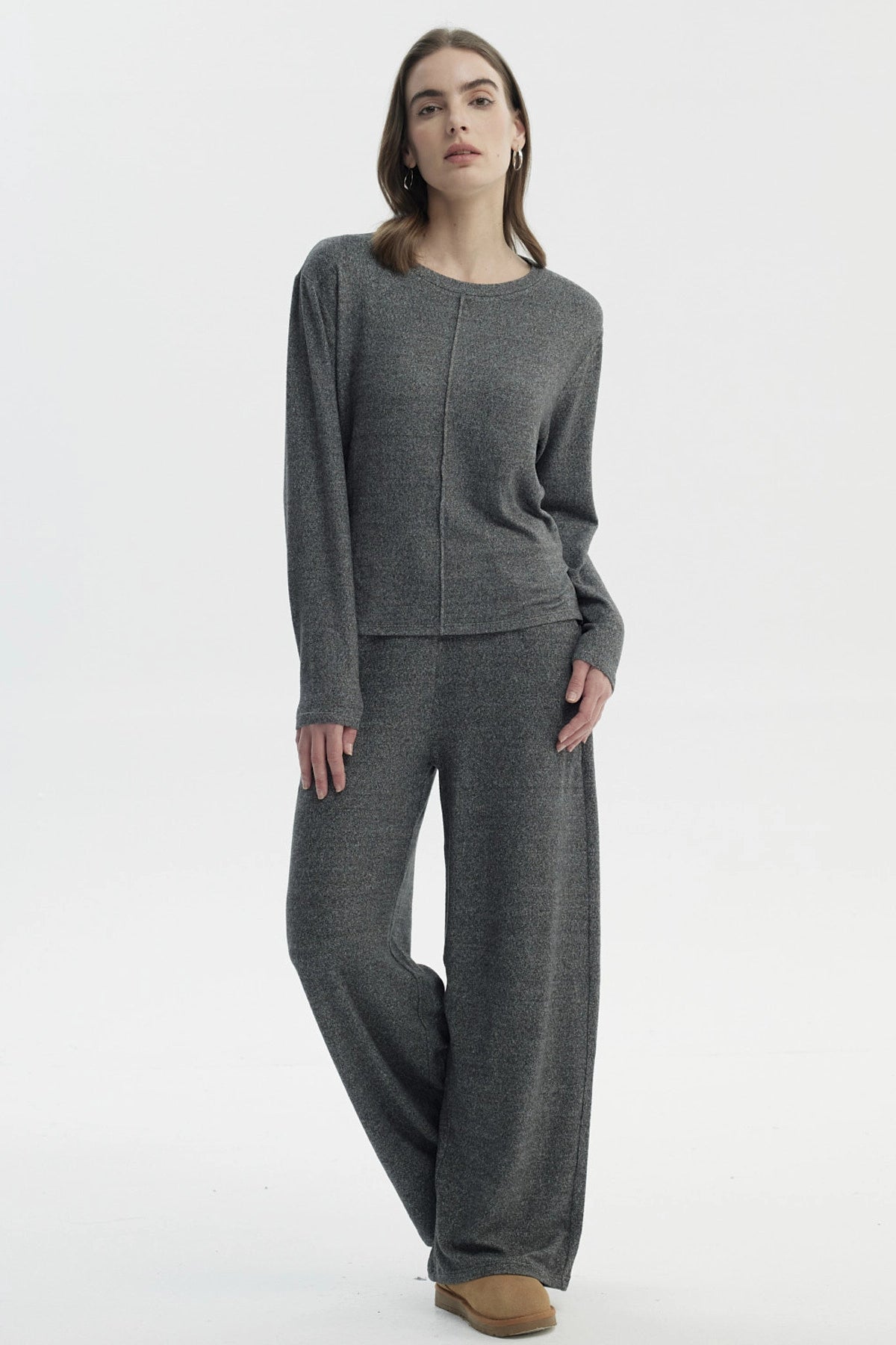 Sweater Mujer Slim Cuello Redondo Gris Oscuro