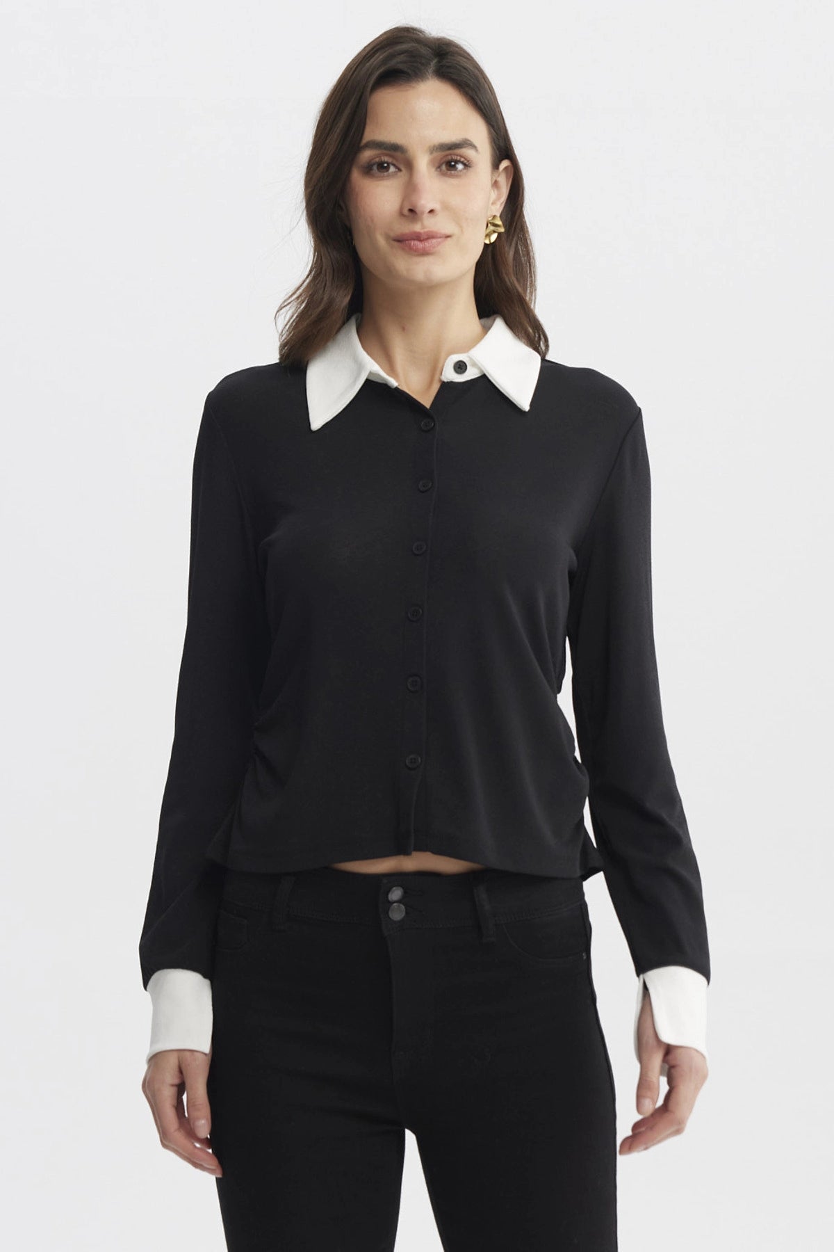 Polera Mujer Slim Cuello Camisero Negro
