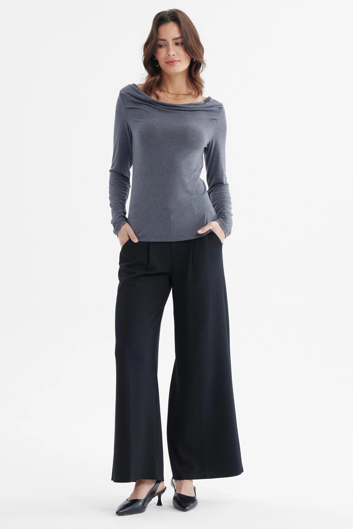 Polera Mujer Slim Gris Oscuro