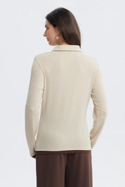 Polera Mujer Slim Cuello Camisero Arena