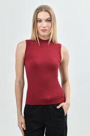 Polera Mujer Ajustada Sin Mangas Rojo