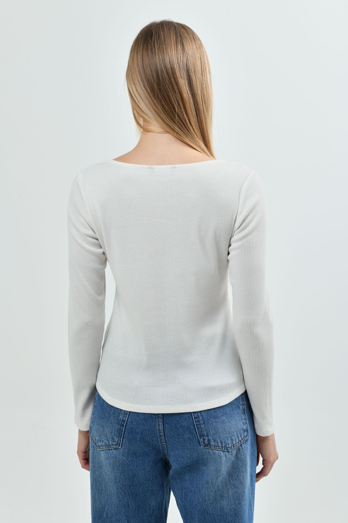 Polera Mujer Slim Fit Crema