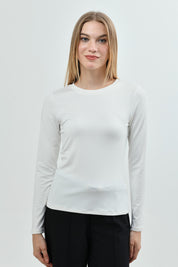 Polera Slim Fit Mujer Crema