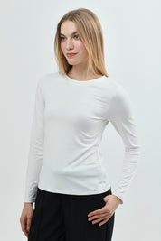 Polera Slim Fit Mujer Crema