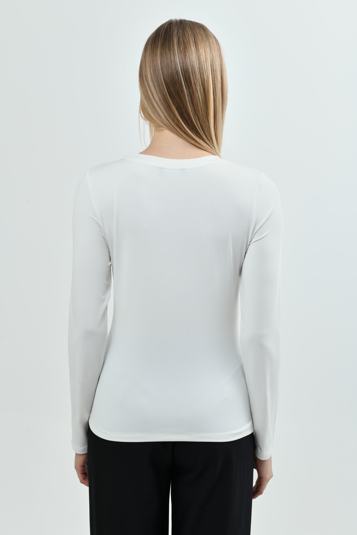 Polera Slim Fit Mujer Crema