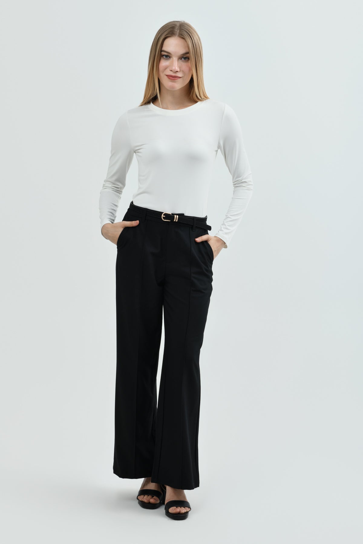 Polera Slim Fit Mujer Crema