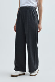 Pantalón Buzo Mujer Basta Evasee Gris Oscuro