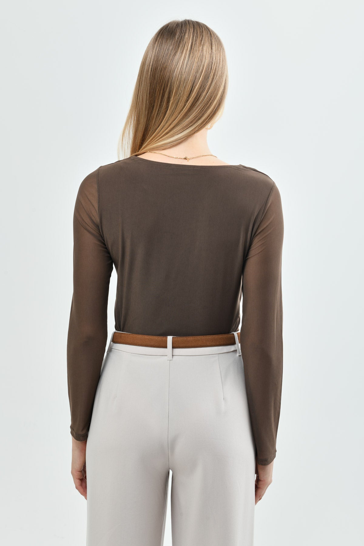 Polera Mujer Slim Café Claro