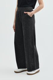 Pantalón Buzo Mujer Calce Recto Gris