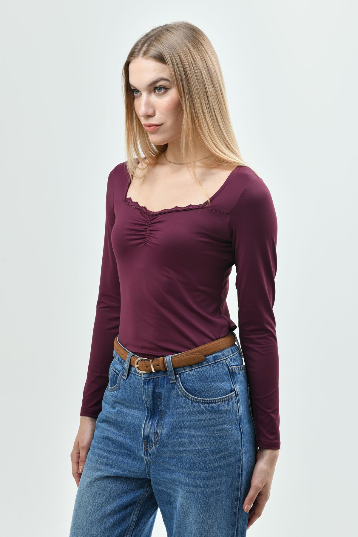 Polera Mujer Slim Fit Vino