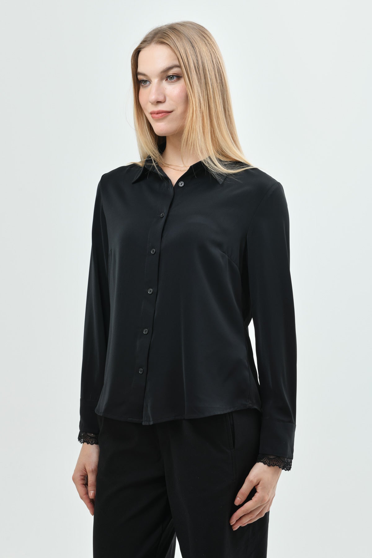 Blusa Mujer Cuello Camisero Negro
