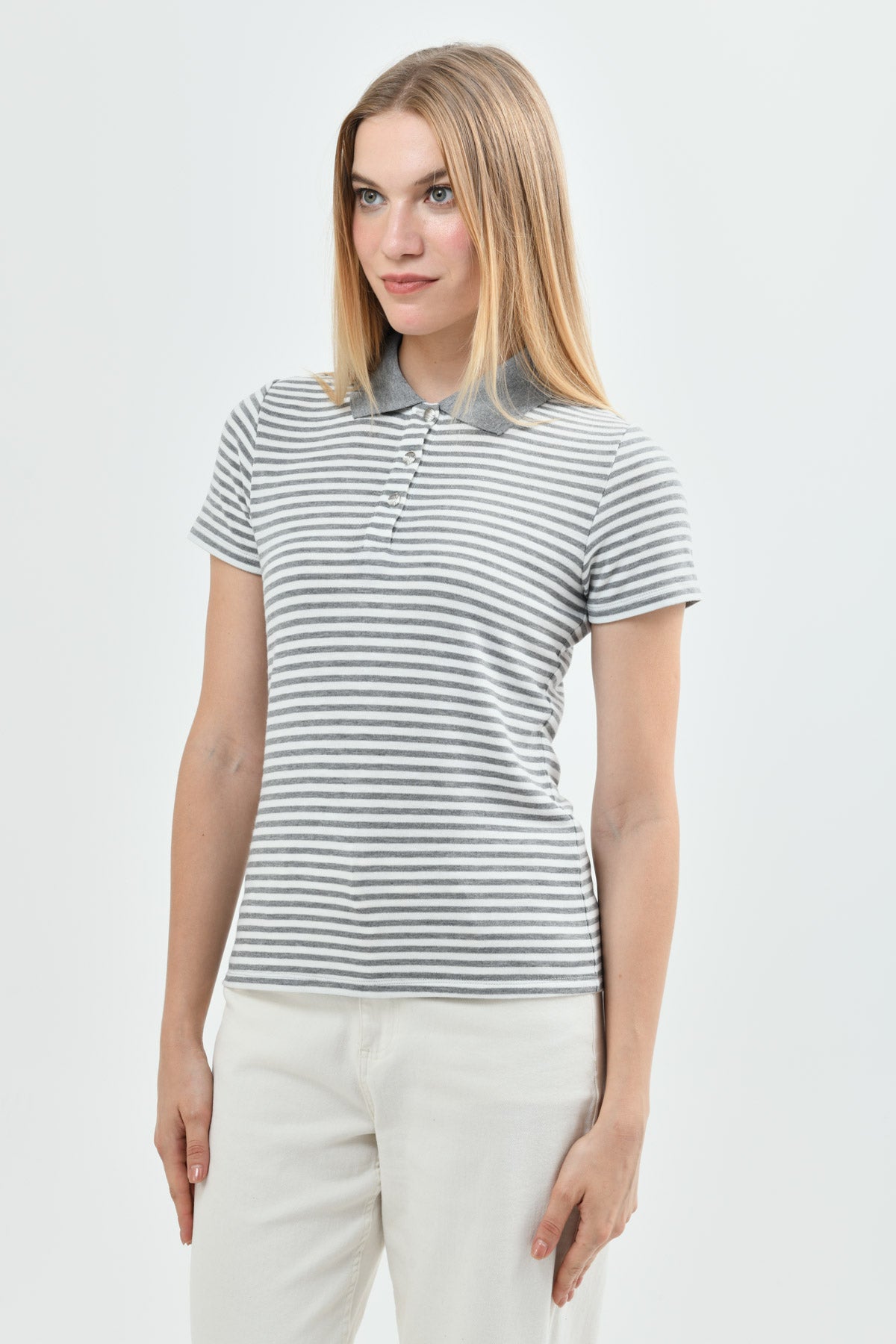 Sweater Mujer Regular Cuello Camisero Gris Melange