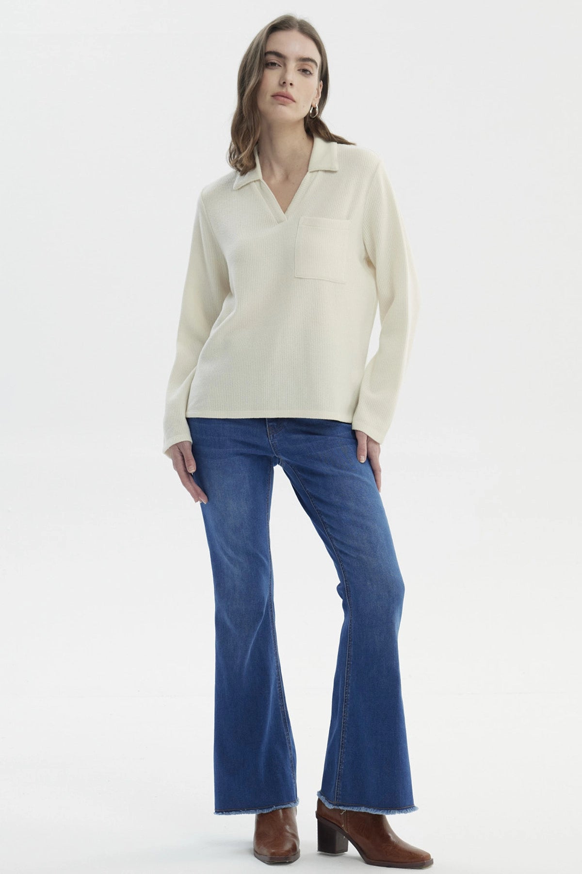 Sweater Mujer Slim Cuello Camisero Crema