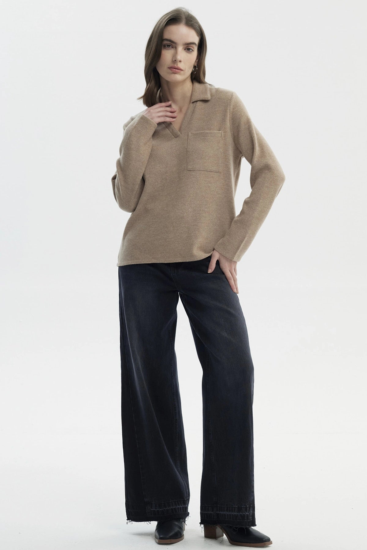 Sweater Mujer Slim Cuello Camisero Beige Oscuro