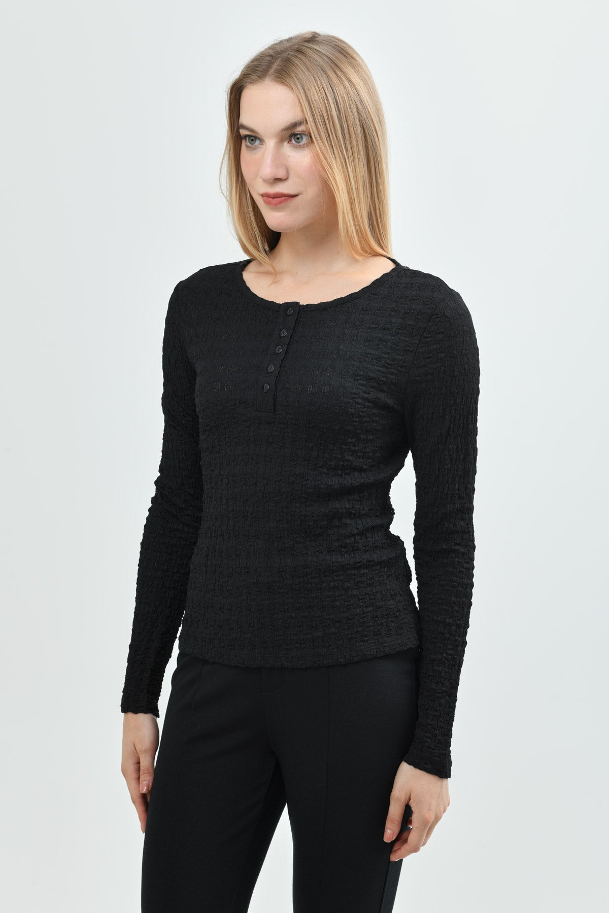 Polera Mujer Slim Fit Negro