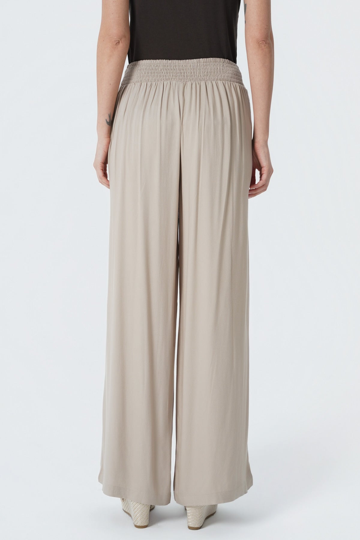 Pantalón Loose Mujer Beige Claro