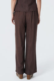 Pantalón Calce Recto Mujer Café