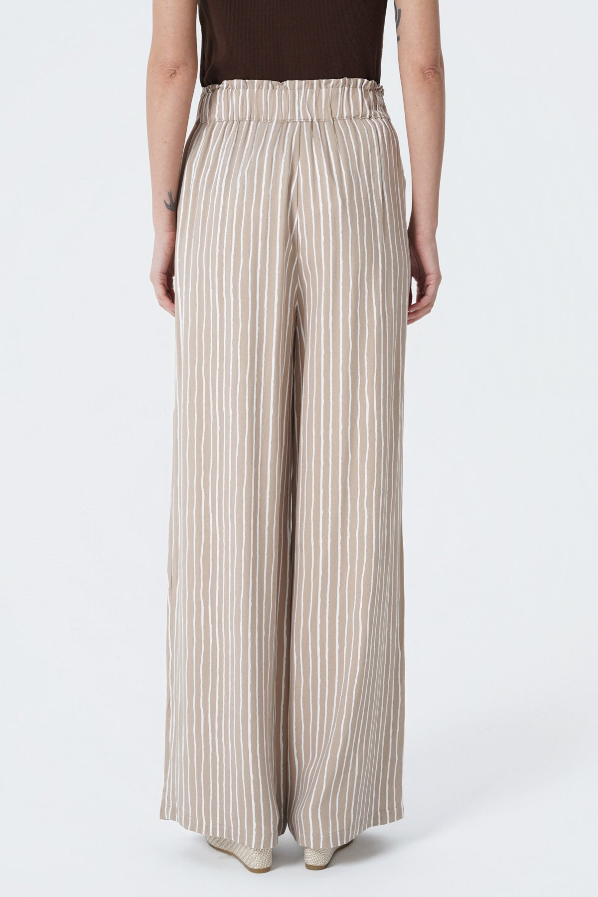 Pantalón Calce Recto Mujer Beige