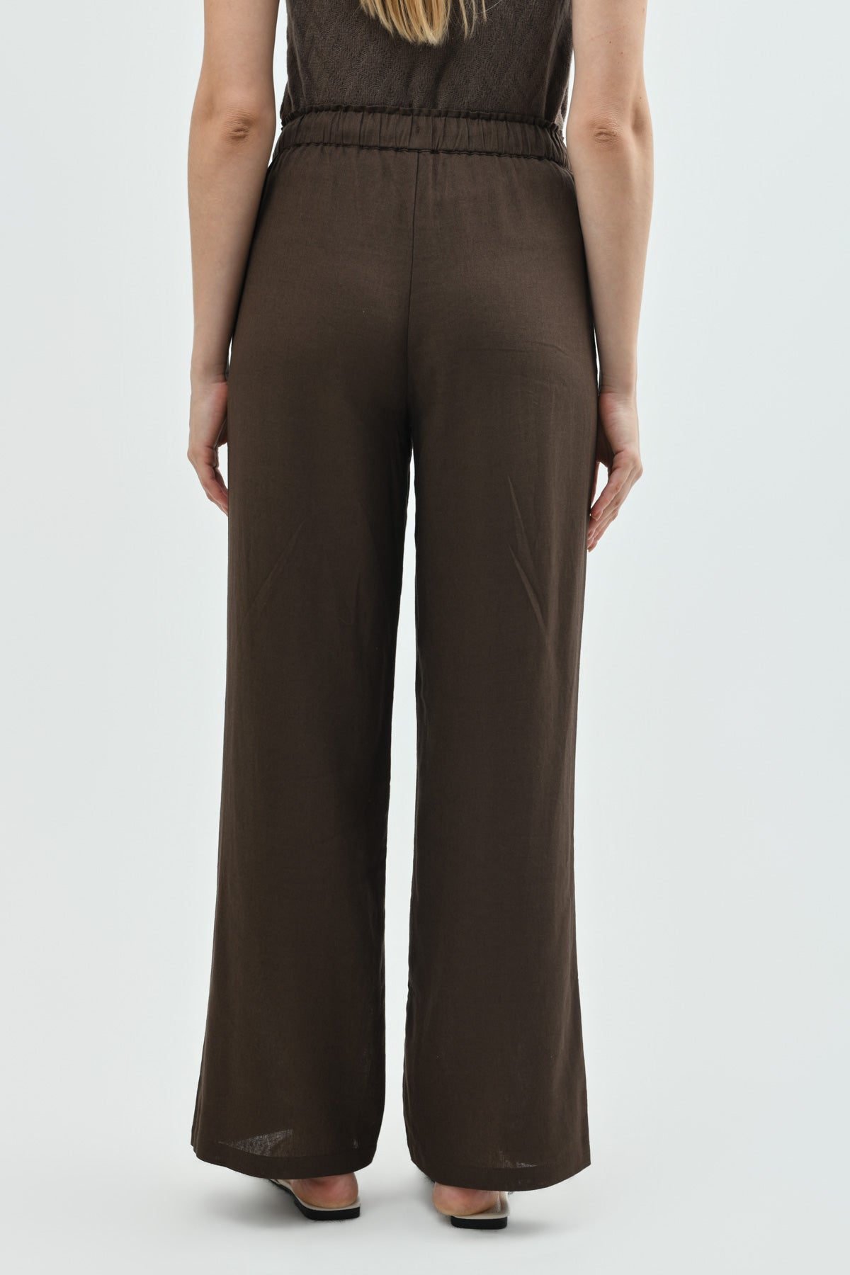 Pantalón Loose Mujer Café Oscuro