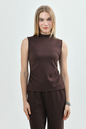 Polera Mujer Slim Café Oscuro