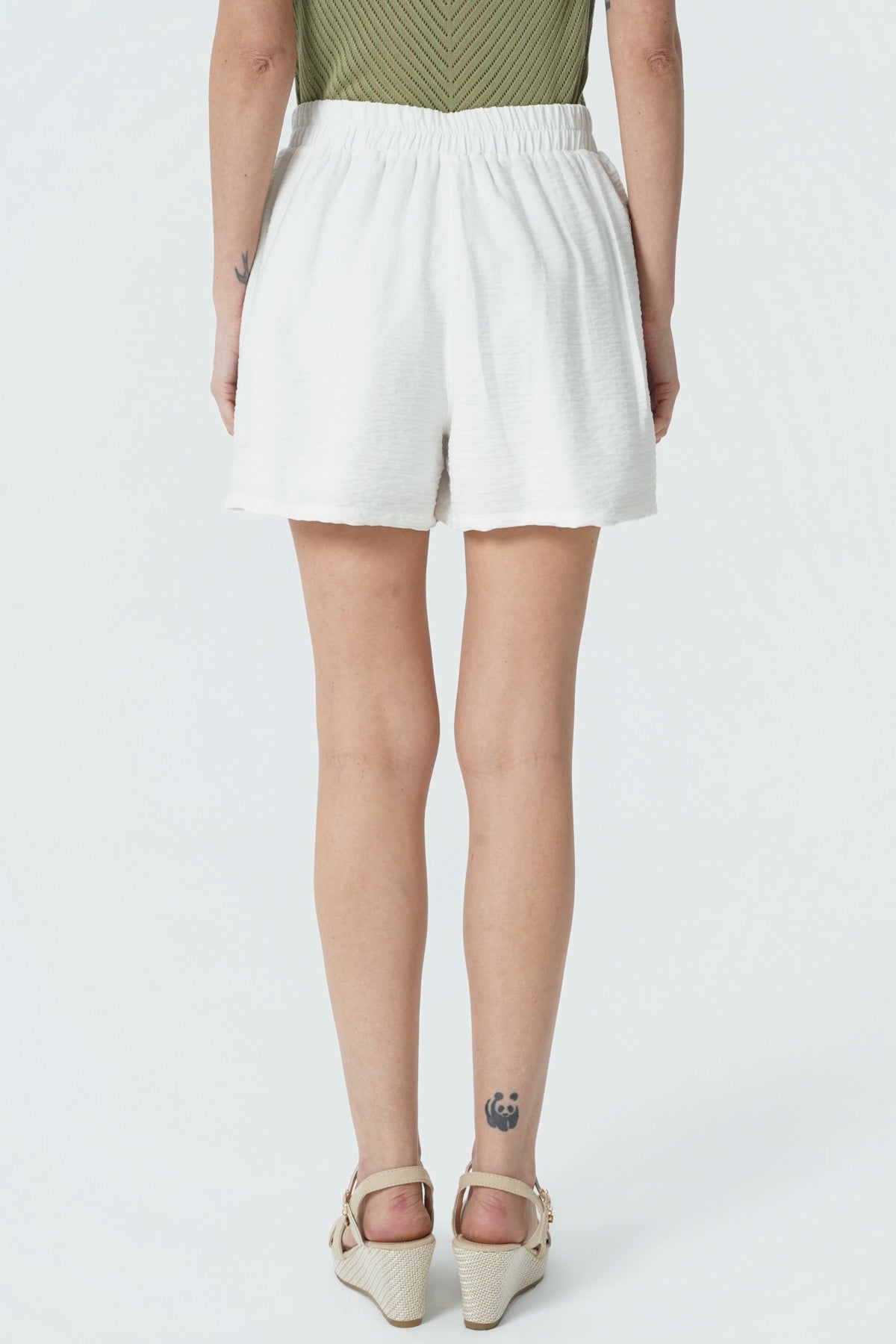 Short Casual Mujer Crudo