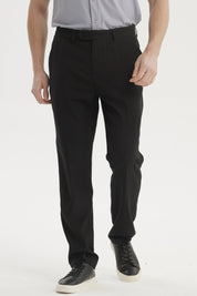 Pantalón Hombre Calce Recto Negro
