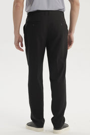 Pantalón Hombre Calce Recto Negro