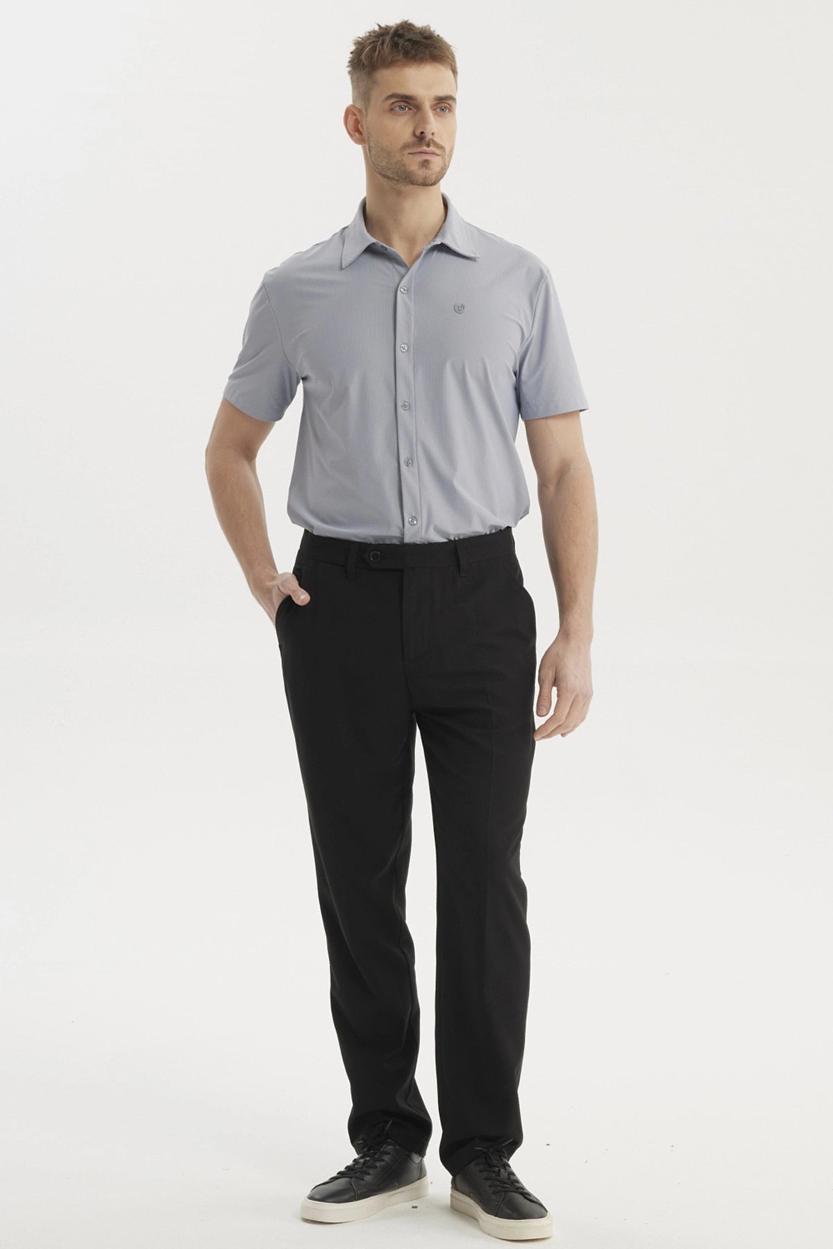 Pantalón Hombre Calce Recto Negro