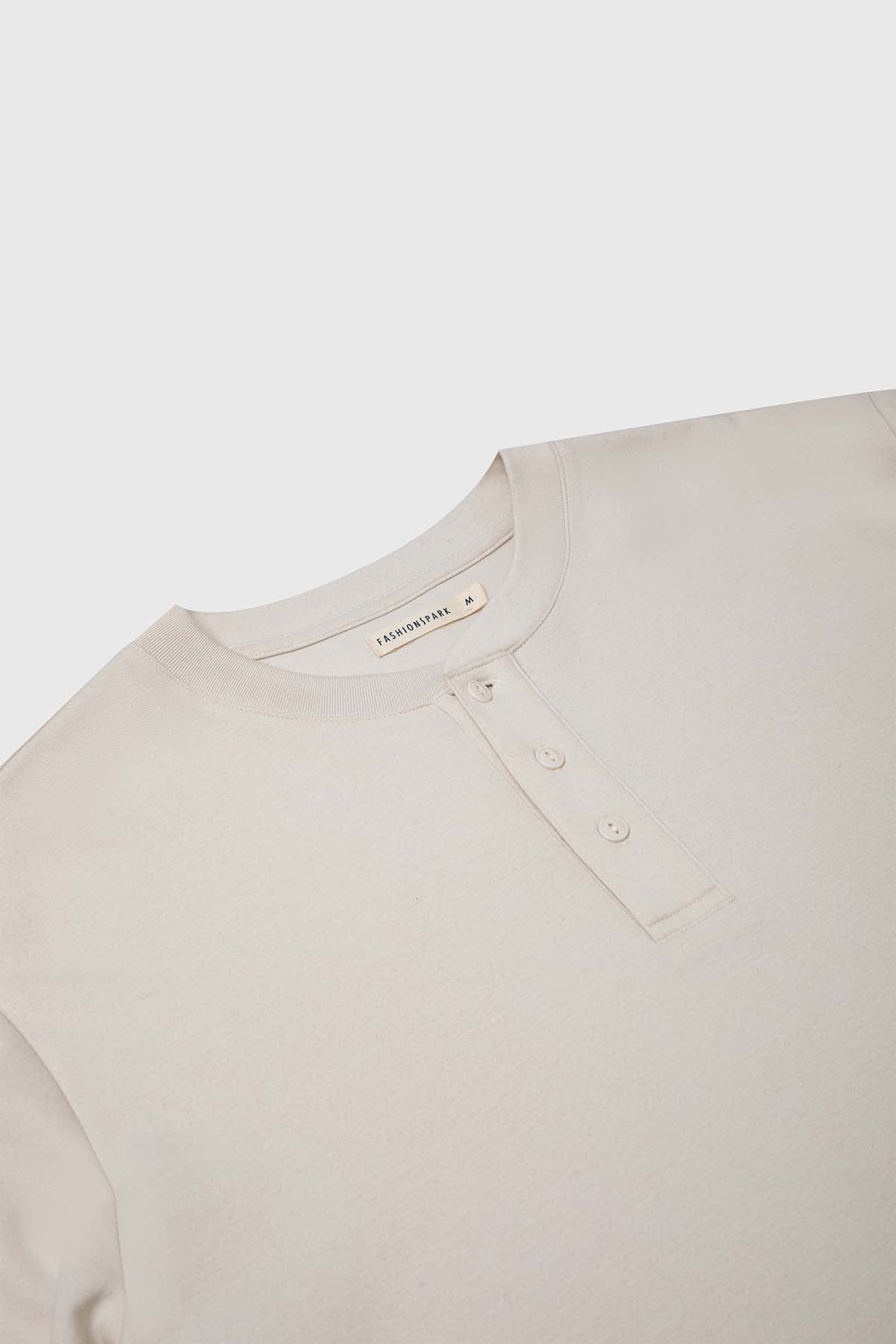 Polera Hombre Tres Botones Beige