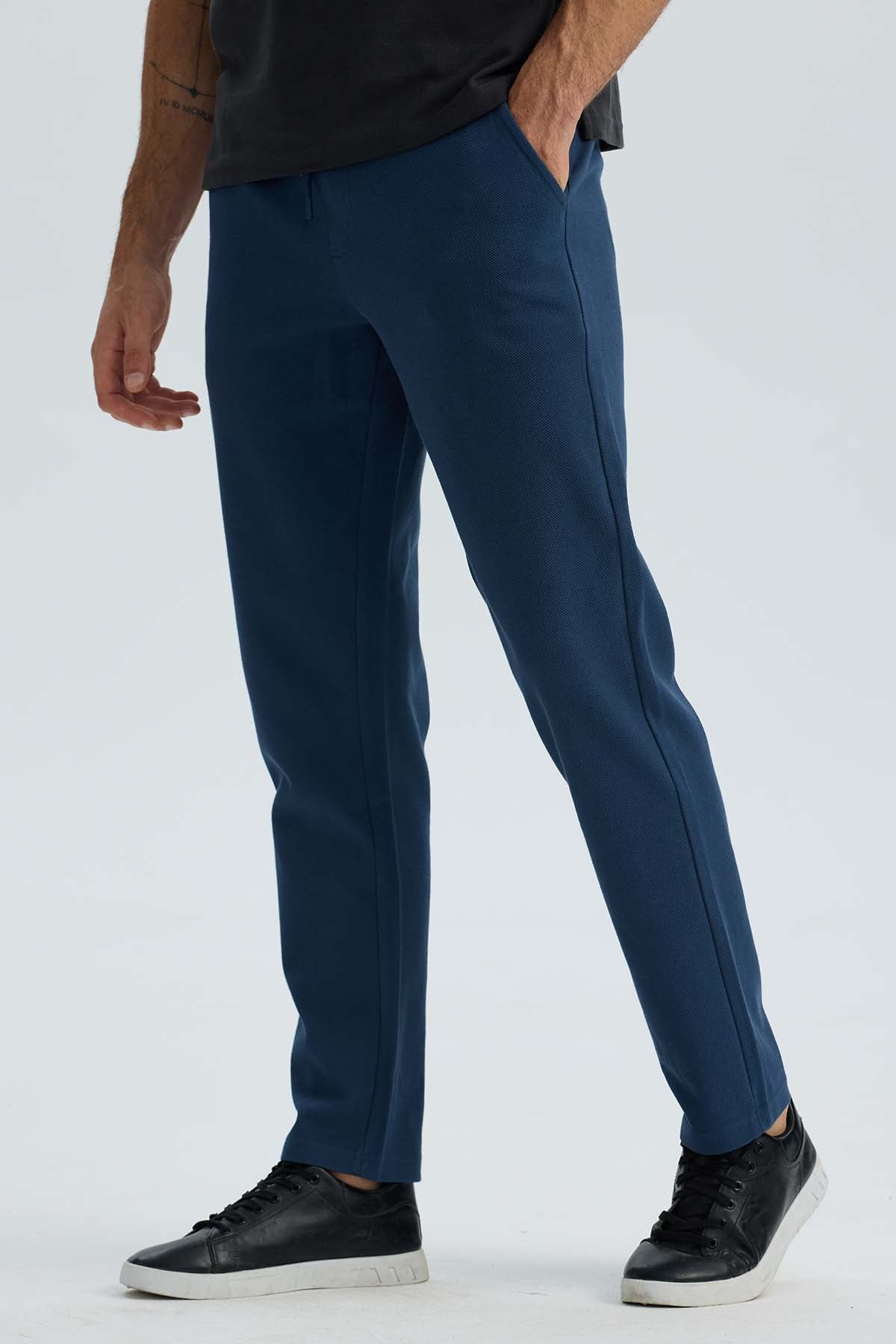 Pantalón Hombre Chino Azul Marino