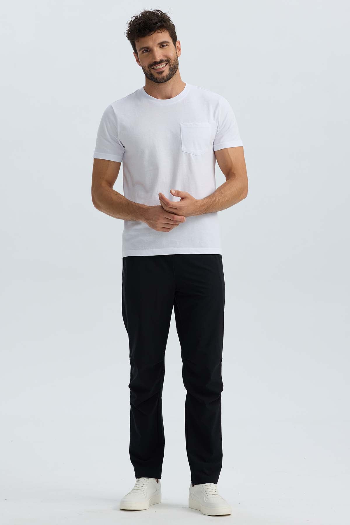 Pantalón buzo hombre calce recto negro